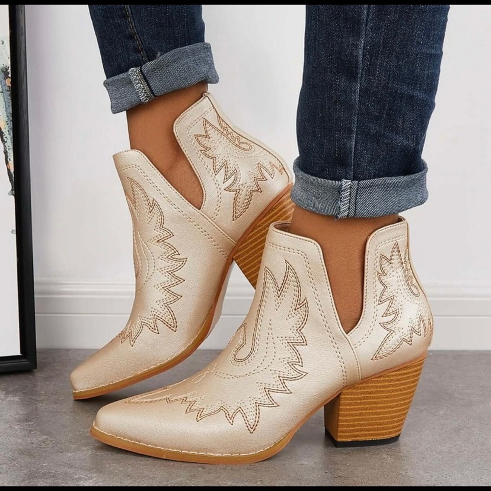 Western ankle cowgirl boots